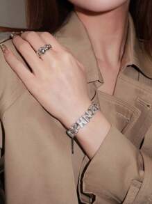 1 Stück anpassbares Weihnachtsgeschenk Schmuck Gleitenden Kette Zwei-Schichten Blase Namens-Buchstabe Charm Armband, Silber, Mode, einfach, Vintage, personalisiert, einzigartig, ideales Geschenk für sie, Freund, Freundin, Vater, Mutter, Familie, Freunde, Haustiere, Sohn, Tochter, Großeltern, Jahrestag, Geburtstag, Alltags-Tragen, Hochzeit, Abschlussball, Party