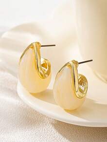 1pair Fashion Elegant Women Chunky Asymmetrical Resin Stud Earrings, Suitable For Party And Daily Wear - Chunky Resin Earrings - View 9