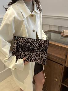 女士随机印花豹纹手拿包