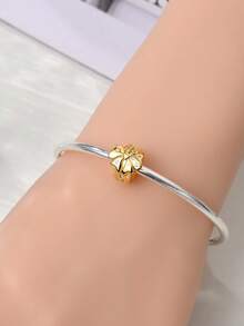 镀银吊坠饰品系列：十字架、豹纹蝴蝶结、三叶草、树、心形、金珠，适合DIY手链和女士首饰 - 銀色 - 查看 6