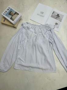 SHIRT MADE OF COTTON AND SYNTHETIC LINEN WITH RUFFLES AND V-NECKLINE