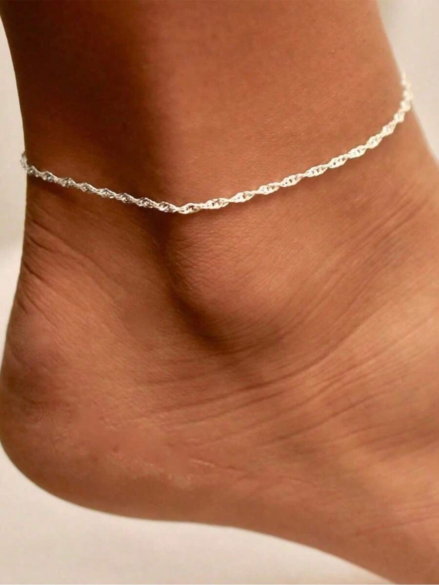 1 Stück Gedrehtes Knöchelband, minimalistisches Edelstahl Wellen-Ketten Knöchelband, einfaches glitzerndes Strand Knöchelband für Frauen