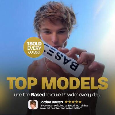 轻盈蓬松造型粉，哑光妆效，中等定型力，增加头发纹理感，适合短发至中长发。