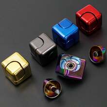 Cubo giratorio de metal de alta calidad - Mecanismo silencioso, diseño de entretenimiento 3 en 1, juguete de escritorio con carcasa completa, utilizado para habilidades motoras finas, concentración y relajación - Multicolor - Ver 8