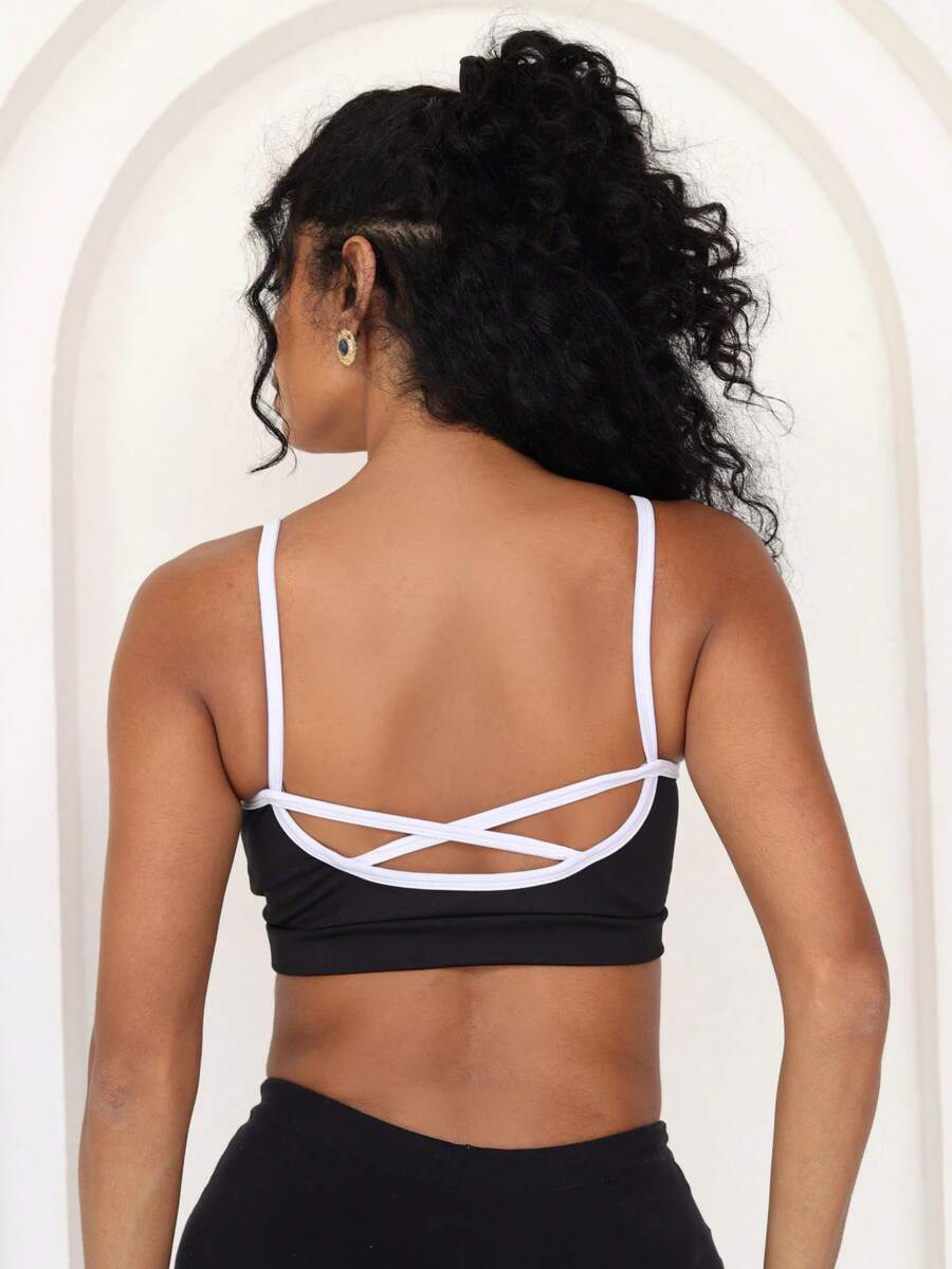 Moderna & Slim Fitness Strappy Top With Crossover On The Back - Zero Transparency - Suplex Power - White Strips - View 1
