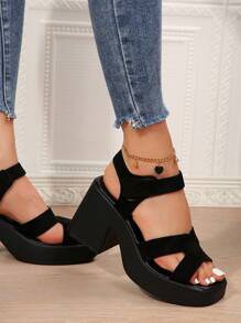 Sandalias de plataforma de mujeres para el verano 2024, sandalias de vestir con cuña y suela gruesa hueca, de moda