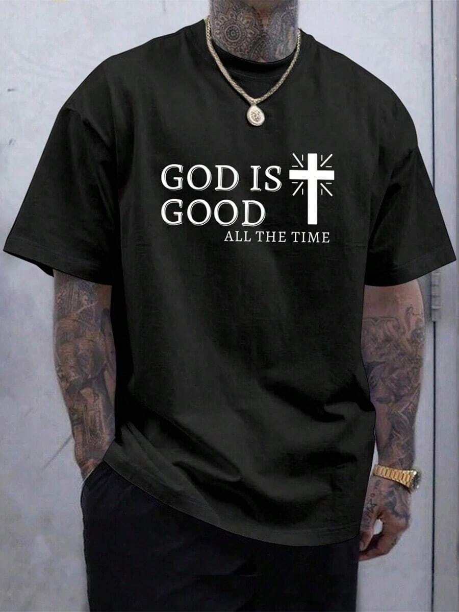 Camiseta masculina Manfinity Roughcore, casual, de manga curta, com estampa gráfica de cruz e slogan, ideal para o verão com os amigos. - Preto - Ver 1