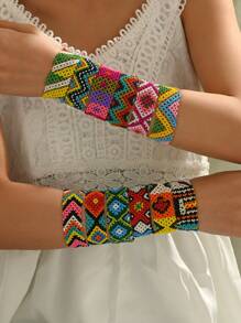 1pc Bohemian Style Beaded Elastic Bracelet For Women (Bead Color And Floral Pattern May Vary Slightly)