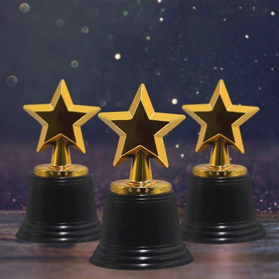8 件/3 件/1 件运动奖品塑料星形奖杯奖励五角星奖杯创意道具（轻微划痕和油漆剥落是正常的工业现象，不影响使用，实际物品请参考图片 6）