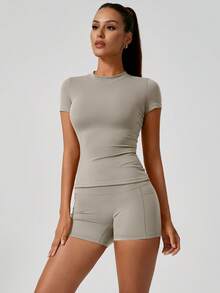 NcmRyu 女士休闲修身弹力无缝短袖上衣和高腰收腹短裤运动套装