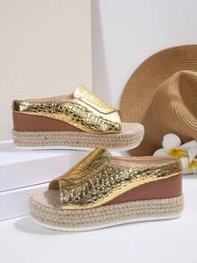 女士夏季新款大码一脚蹬高跟凉鞋，舒适厚底鞋，时尚百搭平底高跟休闲沙滩露趾坡跟凉鞋 - 金色 - 查看 2