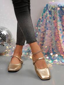 女士简约扣饰芭蕾平底鞋，时尚优雅的玛丽珍鞋，适合春秋冬四季。橡胶鞋底柔软耐用，提升足部舒适度。适合搭配工装、学生制服、休闲装、旅行装、优雅装扮。经典柔软舒适，体验非凡 - 金色 - 查看 7