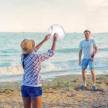 12pcs Inflatable Sports Balls (Soccer/Baseball), PVC Material Inflatable Beach Balls, Pool/Beach Party Supplies - Red and White - View 4