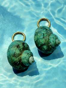 1 对不对称形状天然贝壳不锈钢防水耳环，夏季海滩时尚珠宝，夸张设计天然宝石，适合女性