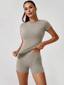 NcmRyu 女士休闲修身弹力无缝短袖上衣和高腰收腹短裤运动套装