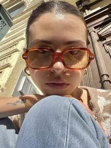 1副方形时尚眼镜，复古个性，男女皆宜，适合日常佩戴、街头摄影、度假旅行、夏季海滩配饰