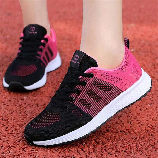 Zapatos deportivos casuales para mujer, con malla transpirable y suela antideslizante. Zapatillas de running versátiles y con color rosa. Plantilla aleatoria en color negro o rosa