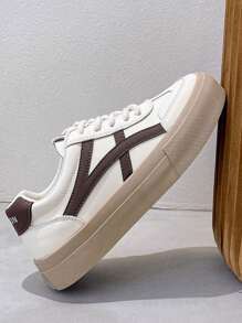 1 paio di scarpi sportivi bianche da donna 2025 - scarpe casual con suola chunky retrò, lacci, con suola platform e supporto plantare, adatte per uso quotidiano (primavera/autunno)