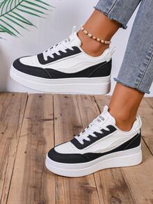 Fall/Winter Women's Casual Platform Sneakers, Outdoor Sports Shoes - White and Black - View 5