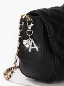 1 chaveiro luxuoso e moderno com cristais e letras em inglês, adequado como chaveiro de carro, enfeite de bolsa, presente para mulheres em aniversários, Dia dos Namorados