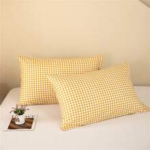 2 件透气聚酯纤维枕头：可机洗、干洗、快干，带有别致的纽扣细节（仅两个枕套） - 黃格 - 查看 7