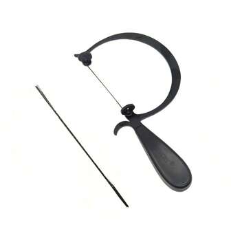 带弧形顶盖的珠宝锯架 - 黑色手柄，带锯片的金属木工手工工具，用于精密切割，是工匠和珠宝商的理想选择，珠宝制作工具