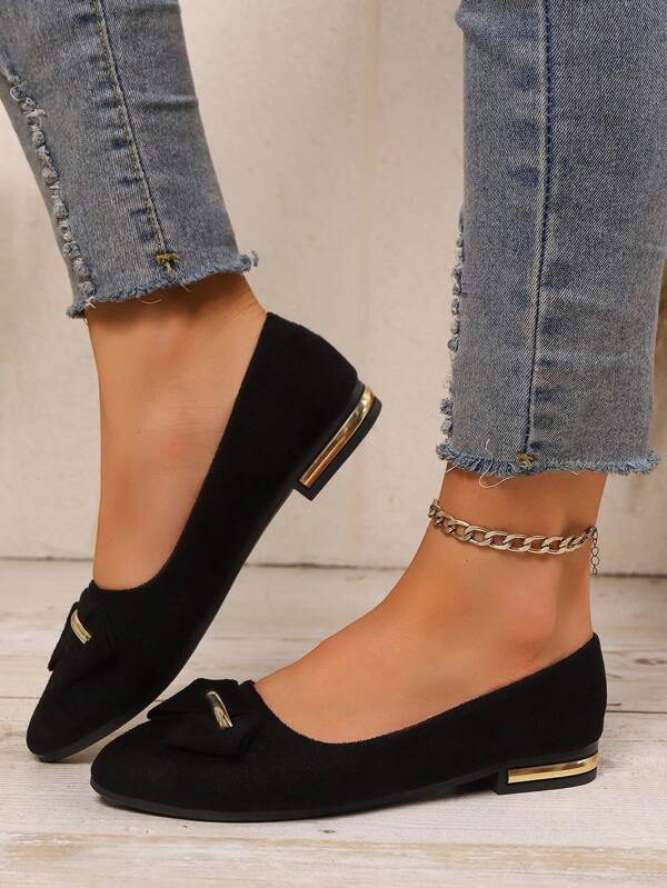 Flat Slip-On Pointed Toe Shoes For Women, New Soft Bottom Slip On Loafers, Low Heel Non-Slip Casual Shoes, Fashion Rhinestone Decorated Lightweight Solid Color Breathable Flats (For Wide Feet, Suggest Ordering One Size Up)
