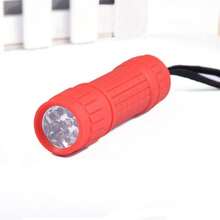 1 件 9 LED 迷你手电筒，便携式手持手电筒，带背带（不含电池，需要 3 节 AAA 电池） - 彩色 - 查看 5