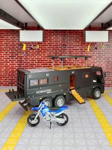 ESCBBXX Modelo de coche de aleación de simulación de un vehículo todoterreno urbano de alto rendimiento, con carrocería de aleación de zinc. Puede abrirse por ambos lados, con múltiples partes activas. El modelo de coche tiene funciones simuladas de sonido y luz, con detalles ricos, mano de obra fina y buena calidad. Es adecuado para coleccionar y regalar a amigos en cumpleaños, vuelta al colegio