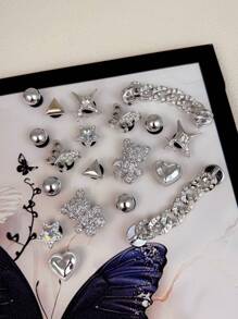 20 قطعة سلسلة بها شرابات لامعة من الراين ABS ، سحر من الدبدوب الجميل، وفراشة، وقلب، وكوكب، ومثلث، ونصف دائرة من الخرز الفضي، مشابك للأحذية، DIY للديكور، مناسب للنساء للأحذية الصنادل والأحذية الشاطئية والحقائب، هدية رائعة لحفلات العطلات وأعياد الميلاد