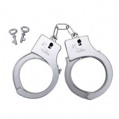 1 Pair Of Retro Silver Handcuffs And Plastic Handcuffs Set - Perfect For Halloween And Party Costumes, Fun And No Need For Power