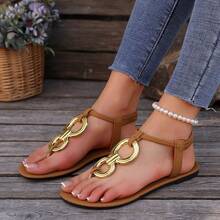 نعالنا مصنوعة من مواد قابلة للتنفس مع تصميم محور الإنسان ، مما يوفر دوران هواء كاف لتقديم تجربة تبريد ونضارة في أيام الصيف الحارة. سواء مع فساتين طويلة أو شورتات ، يمكنها إبراز جاذبيتك الفريدة.