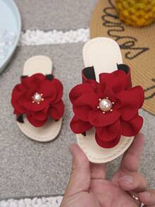 Summer New Fashionable Sparkling Rhinestones Beaded Girls' Soft Bottom Square Toe Slippers.