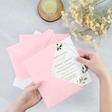 Set di cancelleria con busta. Buste eleganti rosa con decorazioni floreali, ideali per inviti a feste di compleanno, laurea, matrimonio e regali