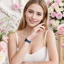 Bloemen gegraveerde band compatibel met -band 40 mm 41 mm 38 mm 42 mm 44 mm 45 mm 46 mm 49 mm dames, zachte siliconen schattige bloemenband voor I Watch-band serie SE Ultra 10 9 8 7 6 5 4 3 2 1