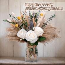 65 pièces Bouquet de roses artificielles avec herbe de la pampa & brins d'amour - Roses blanches élégantes, fleurs séchées beiges et marrons pour la décoration intérieure, centres de table de mariage, coffret cadeau de la Saint-Valentin, arrangement de fête, coffret cadeau romantique Bouquet de style naturel Fleurs de tons neutres