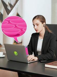 حامل هاتف سيليكون قابل لإعادة الاستخدام ذو وجهين بكوب شفط، لعبة لأطراف الأصابع ذاتية اللصق، متوافق مع أنواع الهواتف المختلفة، حامل هاتف للمرآة/الحمام لتسجيل الفيديو والسيلفي، مناسب أيضًا للمكياج والرياضة والحمام والسيارة والمطبخ (يناسب أغلفة الهواتف الملساء والأسطح الملساء)