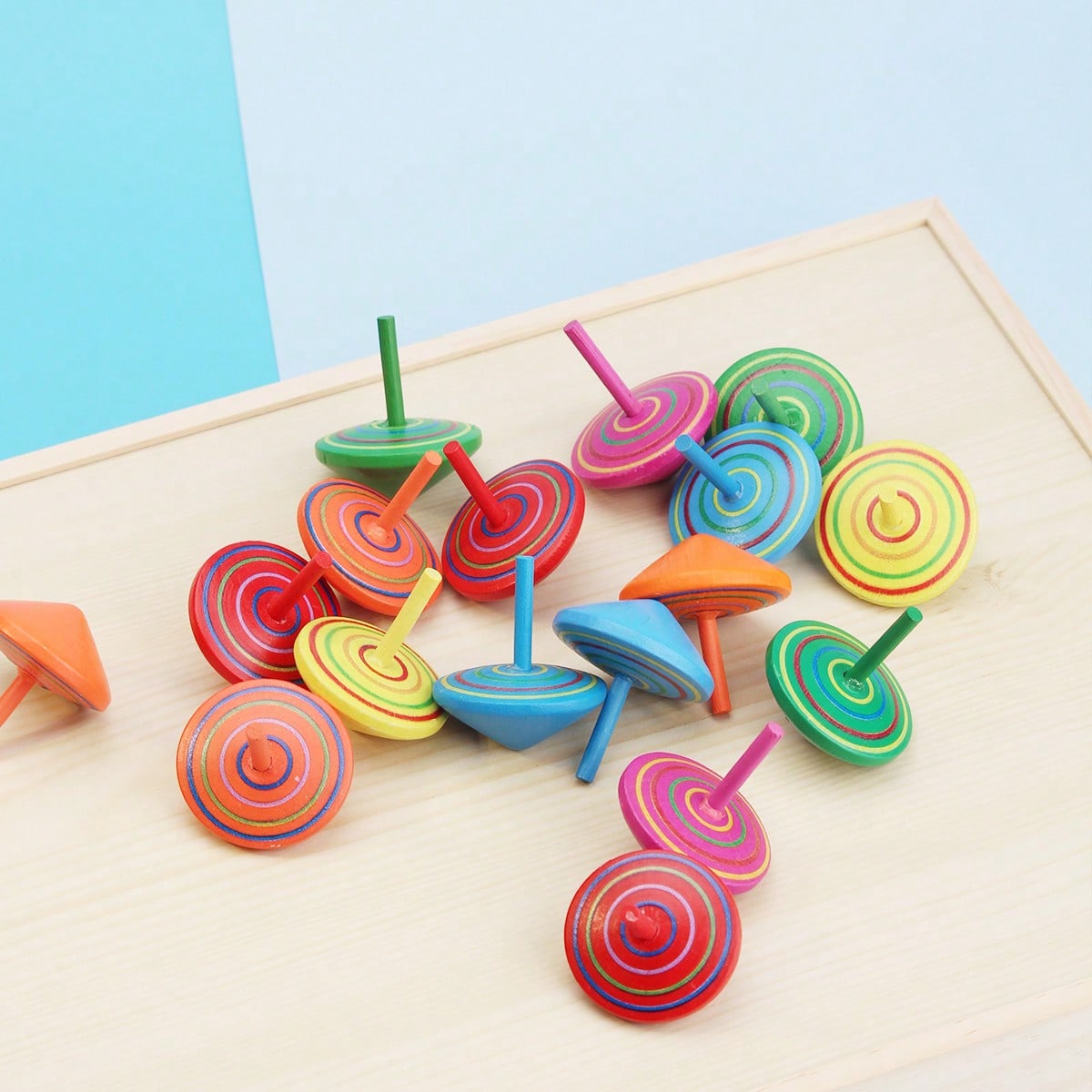 1/6/10/20 قطعة من الألعاب الخشبية الدوارة على الطا...