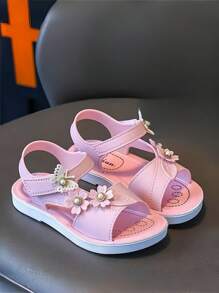 Sandalias de tacón abierto 2024 nuevas, suela blanda, estilo princesa para niñas y bebés, casual, antideslizante, con mariposa, para estudiantes, de moda, lindas, para verano