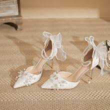 Nuove scarpe da sposa con tacco alto bianco da donna, stiletto, perle, fiocco, damigella d'onore, versatili, alla moda.