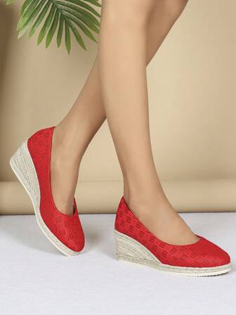 2025新款时尚坡跟鞋，百搭圆头草编低帮欧美风，女士高跟亚麻鞋，时尚休闲舒适度假一脚蹬，四季皆宜