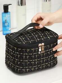 1pc Large Capacity Cosmetic Storage Bag, Portable Travel Light Luxury Style Makeup Bag.