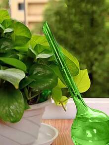 1pc Automatic Plant Watering Bulbs Self Watering Plastic Balls Garden Water Can Houseplant Device Drip Irrigation System