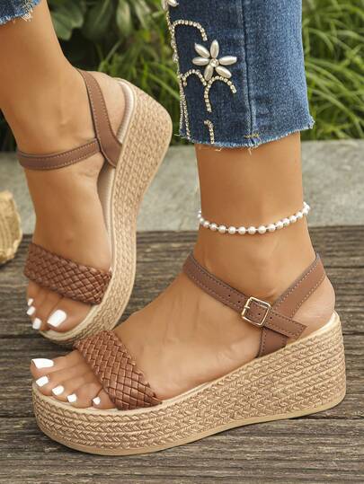 2026 Summer Fashion Crystal Face Thick Bottom Platform Buckle Sandals For Teens, Versatile For Holidays, Travel, Beach, Daily Wear, Dates (Run Small)