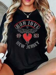 100% Cotton Women's Plus-Size Bon Jovi Graphic Tee-Casual Black Short Sleeve T-Shirt With Winged Heart Design, 100%, Machine Washable, Rock Band Merch For Fans, Casual Wear Summer T-Shirt For Women # Printed T-Shirts 2025 Fashion New T-Shirts Street Culture Popular Letter T-Shirt - 黑色 - 查看 1