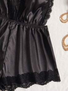 新款女士性感内衣，可调节交叉背带，深V领露背性感泰迪蕾丝缎面舒适家居服连体睡衣