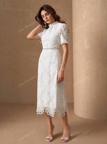 Elegant Back Zipper Round Neck Splicing Floral Lace Slim Fit Luxurious Midi Dress For Women