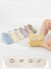 4 Paar Frühlings- und Sommerfußsocken, Babytrampolinsocken mit großer Klebefläche, rutschfeste Socken, einfarbige kurze Socken, Bootsocken, atmungsaktive und bequeme Socken, Kinderlaufsocken, süße Socken für 0-5 Jahre