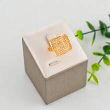 5 pièces Collier multi-couches carré géométrique, doré 18 carats couleur champagne, style romantique français de luxe de Dubaï. Convient pour les mariées, les mariages, les fêtes, les vacances, les cadeaux pour les amoureux, les mères