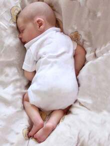 Precioso realista 45 CM durmiendo Reborn muñeca con 3D-pintura de la piel y las venas visibles, 18 pulgadas vivo suave vinilo recién nacido Bebe Bedtime Toy regalo de cumpleaños para los niños (algunas partes al azar, incluyendo chupete, biberón, pañal, sombrero y ropa Set) - Blanco - Ver 3
